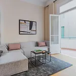 Downtown Tahrir - Spacious 2Bd Apartment With City View