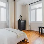 Downtown Tahrir - Spacious 2Bd Apartment With City View